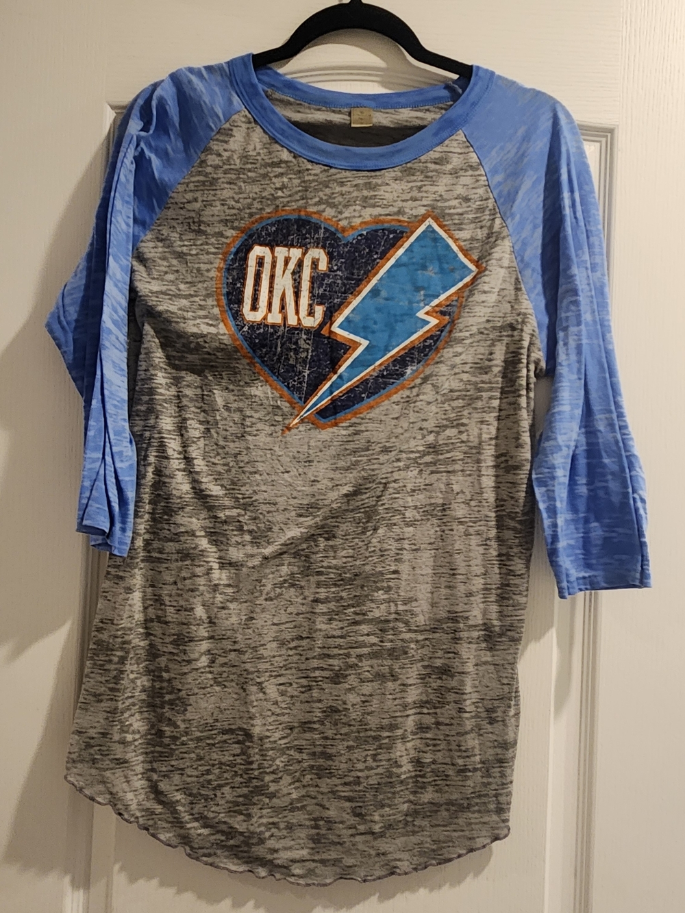 Alternative Apparel OKC Thunder Lightning Raglan Tee - Blue & Gray L Euc